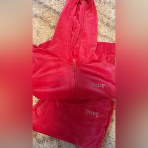 Juicy Couture Fuchsia Velour tracksuit